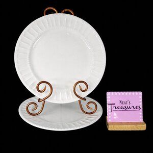 Gibson REGALIA White Embossed Dots & Lines Ceramic Oven Safe Dinner Plates Set 2